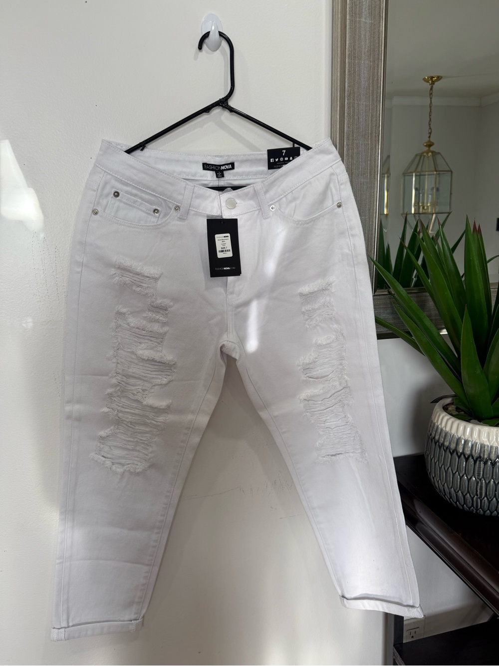 Fashion Nova White Distressed Boyfriend Jeans